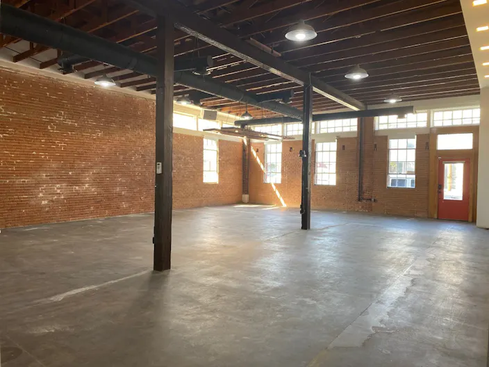 Historic Building, exposed brick, near Deep Ellum - Image 0