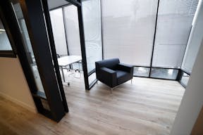 Prime Ground Floor Retail/Office/Creative/Event/Showroom Space in Old Town Pasadena - Image 2