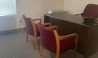 $350 Fully Furnished Office Space All Included $350! (Blue Ash) - Image 0