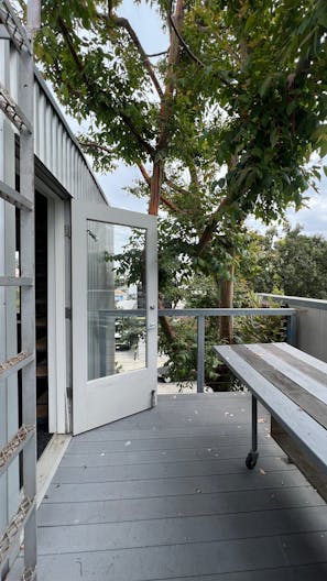 Creative Atelier Space Available in Santa Monica - Image 1