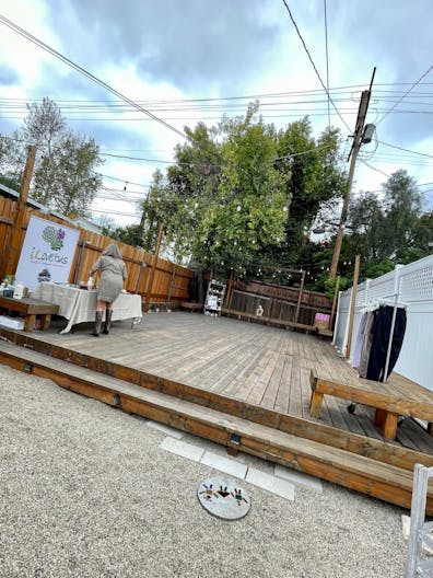 Bohemian Bungalow with Outdoor Deck & Garden - Image 2