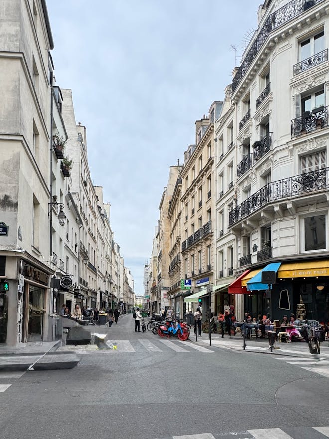 Prime Marais Showroom – Ideal for Fashion Pop-Up & Brand Activation - Image 1
