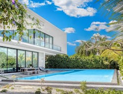 Living with the Nature at the most Luxury Style in Miami Beach - Image 10