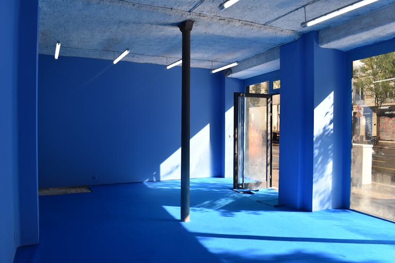 ✨ Pop-Up Store Available – 49 Avenue Parmentier, Paris 11 ✨ - Image 1