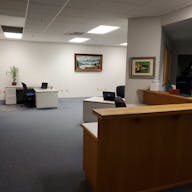 2 story building in grate location, close to downtown Seattle, Magnolia and Ballard center. It has 12 designated parking spaces and garage. Updates available.. - Image 8