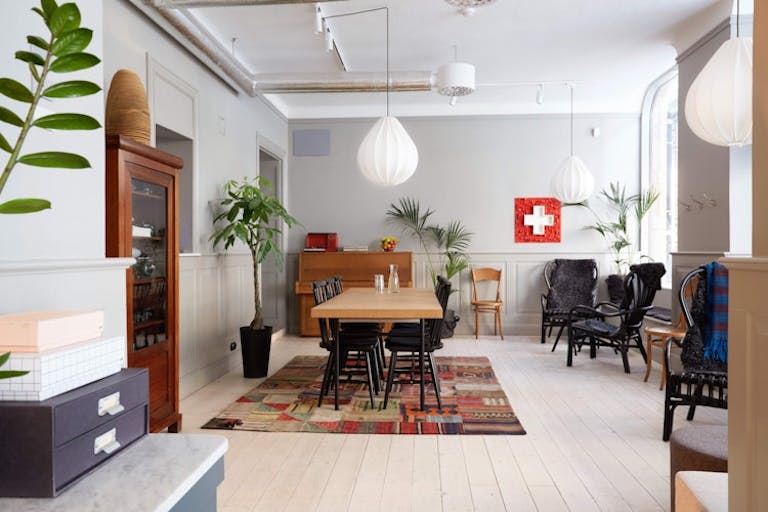 Living Room - Image 1