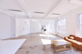 16B Manhattan Showroom & Meeting rental space  - Image 8