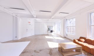 16B Manhattan Showroom & Meeting rental space - Image 8