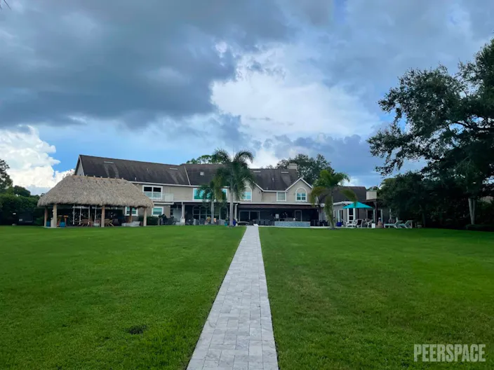 Waterfront Property for Indoor or Outdoor Events or Parties - Image 4
