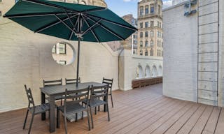 Stunning Rooftop - views of the iconic Empire State Building - Image 4