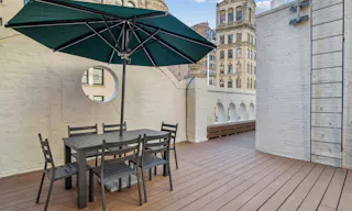 Stunning Rooftop - views of the iconic Empire State Building - Image 4