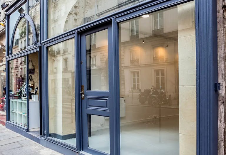 Galerie Boutique Turenne - au coeur du Marais - Image 0