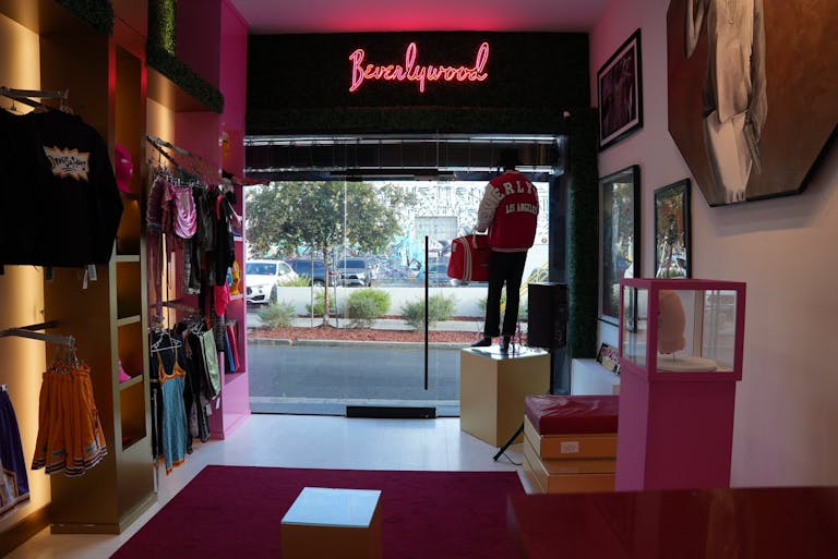 Beautiful boutique space in the heart of the Fairfax District - Image 1