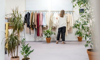 Cozy Le Marais Pop-Up Shop - Image 1