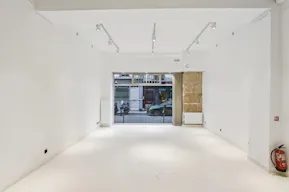 Iconic Rue Charlot Pop-up Boutique - Image 9