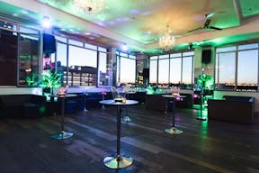 Breathtaking Hudson River Views - Sophisticated and Elegant Venue in Hell's Kitchen - Image 10