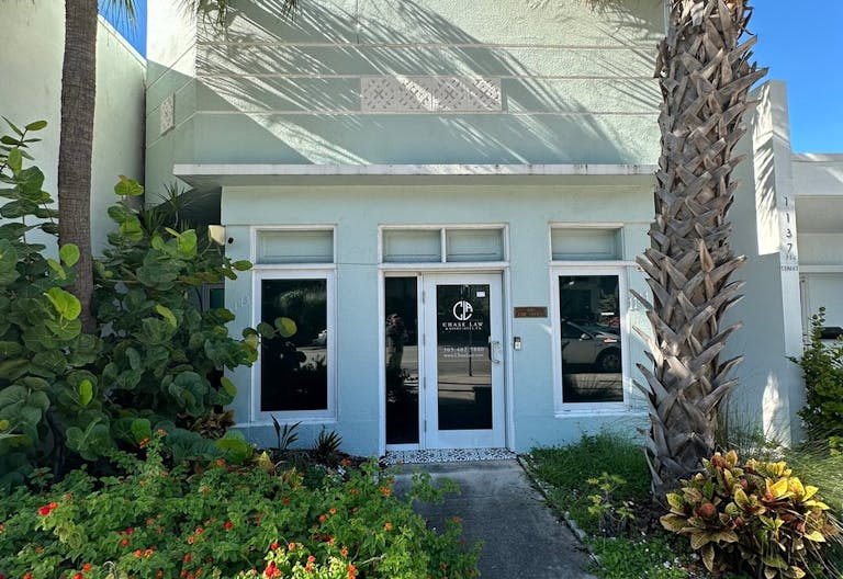 Freestanding Building for Rent During Art Basel - w/outdoor - Image 0