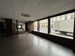 Magnifique Showroom Boutique Ephémère à Paris - Image 4