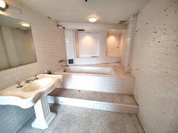 Loft Space in Chelsea - Image 6