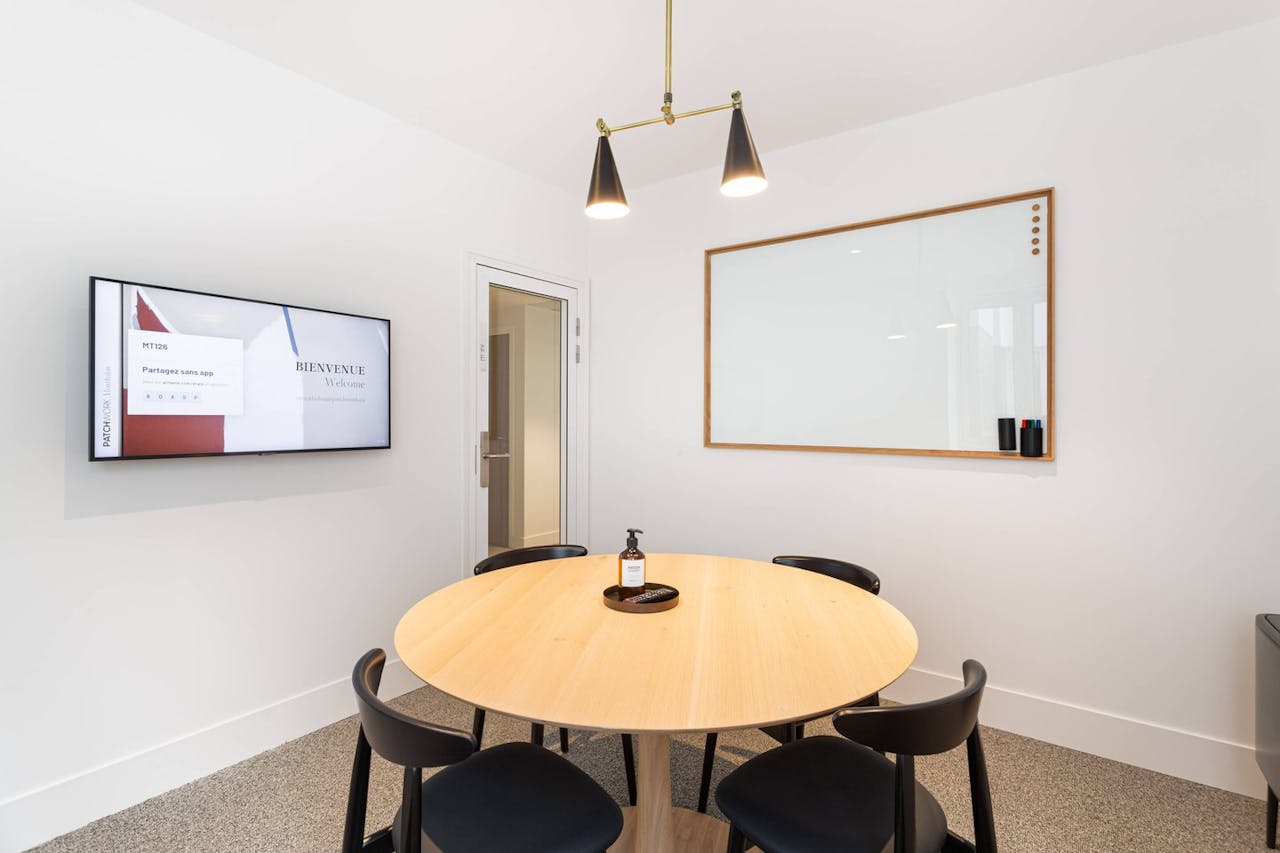 Salle de r�union 4 personnes (MT010/11/13) - Image 0