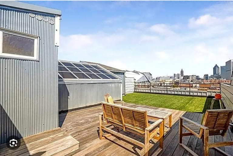 Spacious Atlanta Penthouse Perfect for Video Shoots and Photo Sessions - Image 0