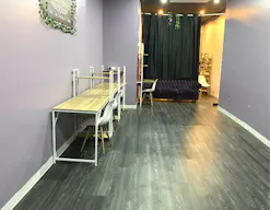 Luxurious Urban Atelier - Image 18
