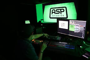 Private and versatile studio space in Whittier, CA - Image 18