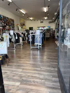 Retail Store – Prime Location! Month to Month - Image 1