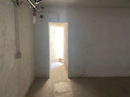 Large Basement space in LA - Image 3
