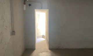 Large Basement space in LA - Image 3