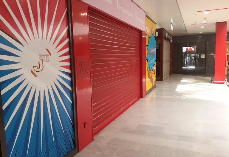 Shopping Mall Porte Jeune Mulhouse - Cell B17 - Image 2