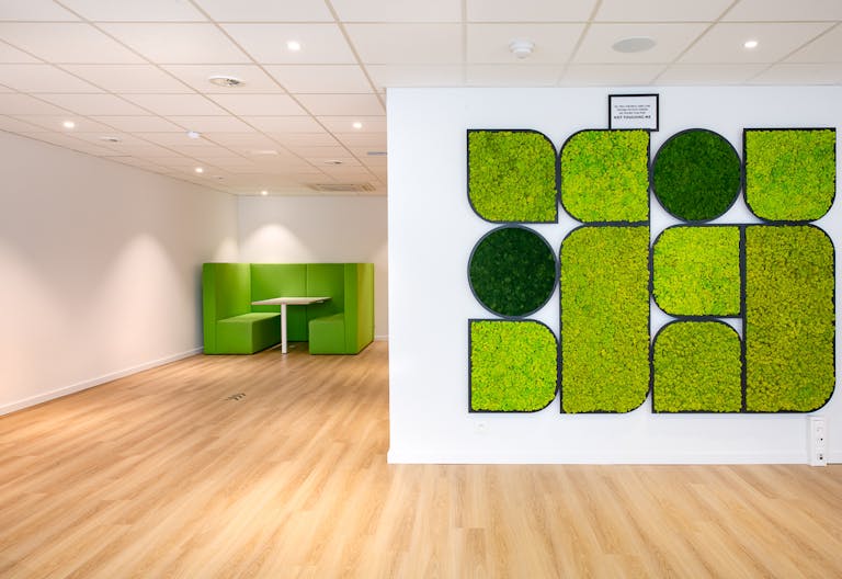 A perfect pop up space in the heart of Europe - Image 2