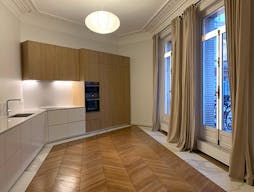 Showroom 75116 Paris - Image 6