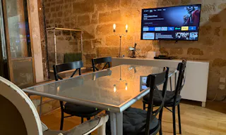Cosy Coworking/Showroom in the center of Le Marais - Image 11
