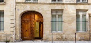 230 Coeur Marais Showroom - Image 7