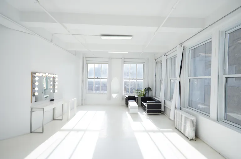22C  Affordable Showroom Pop up Rental Space in Manhattan - Image 1