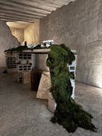 Prestigious Boutique in Le Marais - Image 9