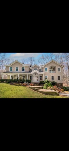 Grand Large House in the heart of the Hamptons for movie shoots and photo shoots - Image 2