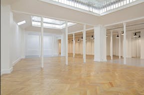 Premium Space In R�publique - Image 0