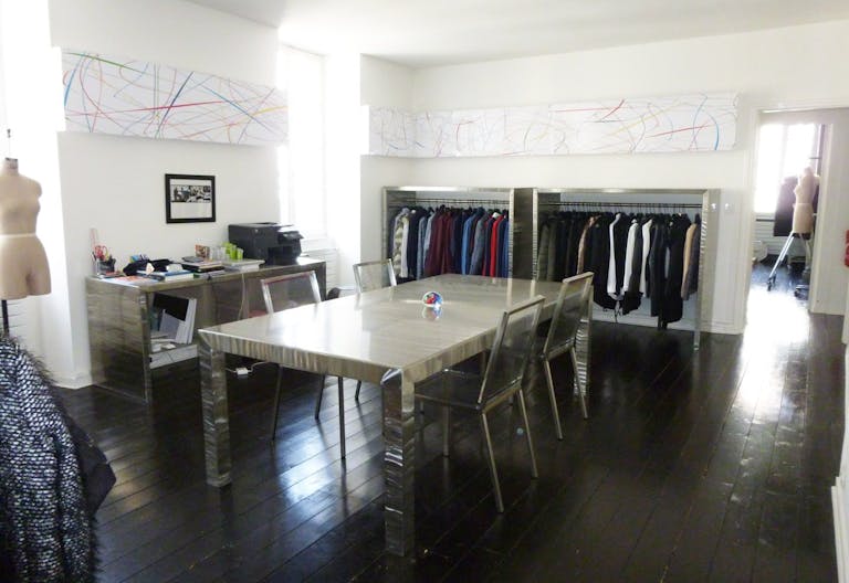 Sophisticated Boutique in Nantes - Image 2