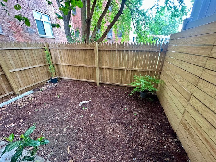 Quaint Central Harlem Space Ideal for Pop-Ups, Events, & Creative Use - Image 1