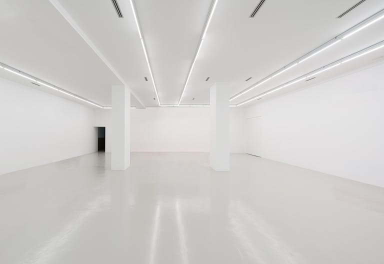 Whitecube Showroom - Image 1