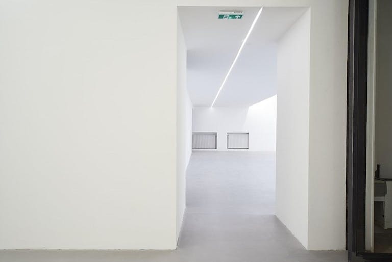 El�gante galerie dans le marais - Image 4