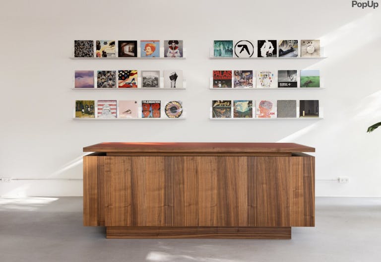 Airy, bright, open-floor space in Kreuzberg (DE & EN) - Image 4