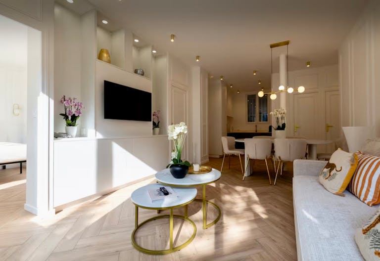 Mythique Chic Marais - Image 1