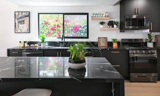 Modern Oasis Luxury Estate - Image 3