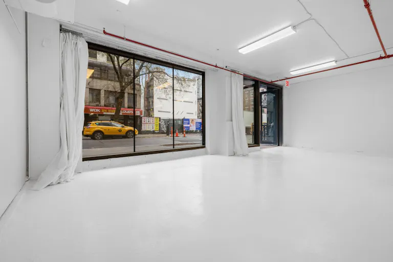 Storefront Whitebox Event Venue Photo Video Studio Art Gallery - Image 2