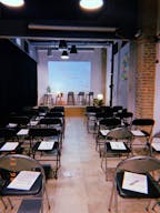 Huge & Cozy Conference Room in Miami - Image 1