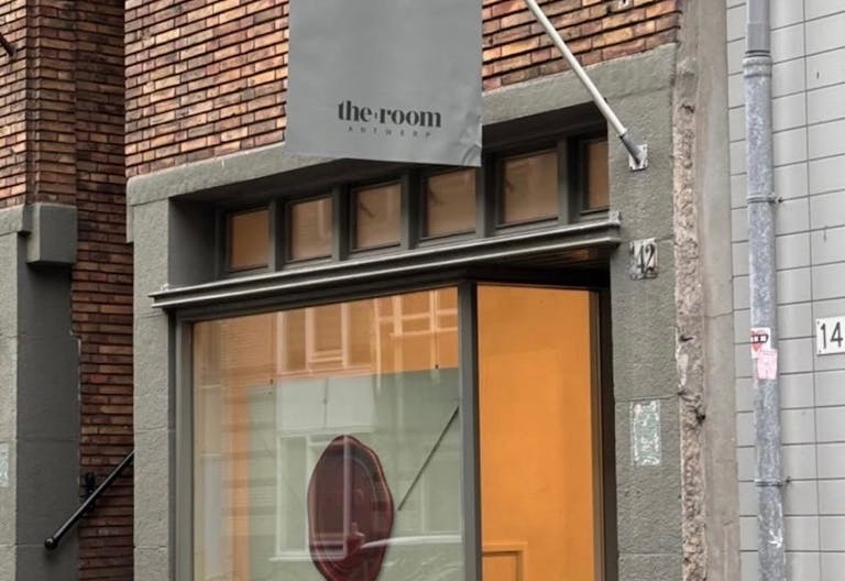 Studio Dou - Image 0