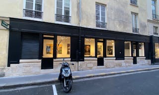 Galerie d'art dans avec grande salle dans Le Marais - Image 1